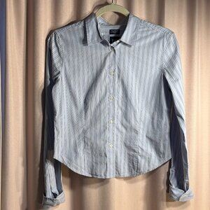 Gap Organic Cotton Fitted Crop Shirt Size XS